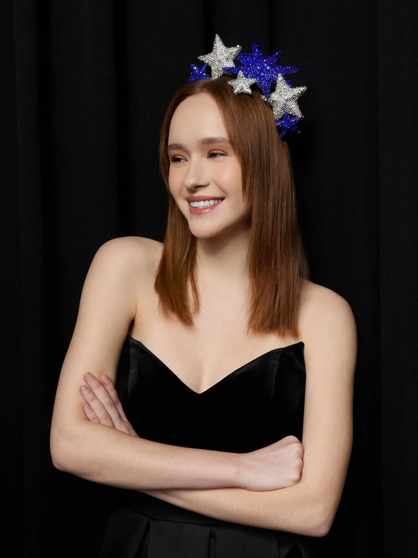 ZAIRA Mavi Taç — 2. görünüm